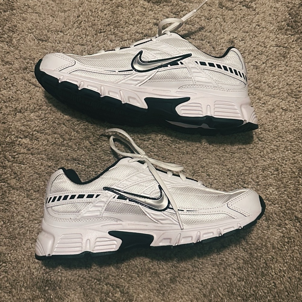 •Sold on Ebayyy• Nike Initiator size 9 - Picture 7 of 10